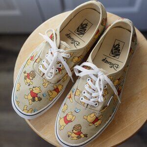 Collectable Rare Mens Disney Winnie the Pooh Vans